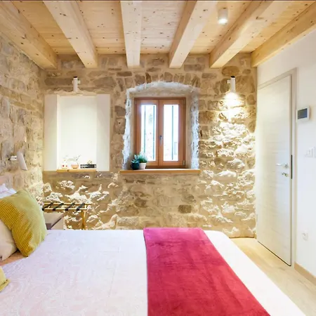 Explore The Historic Center From A Remodeled Split